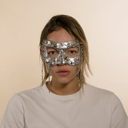 Cone spikes and Chains