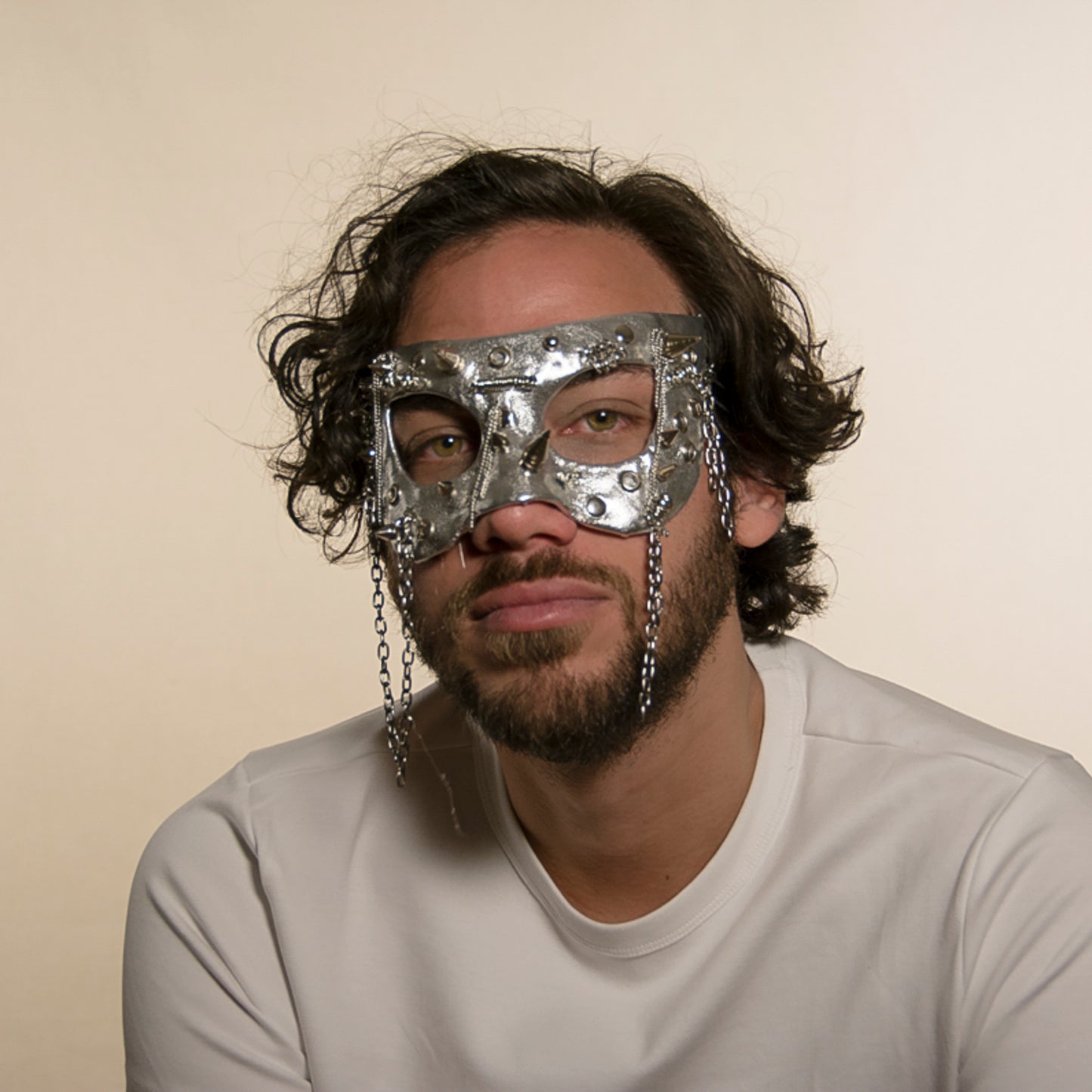 Cone spikes and Chains